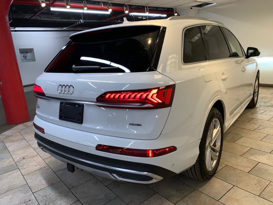 Used 2023 Audi Q7 3.0T Prestige AWD/4WD image 6