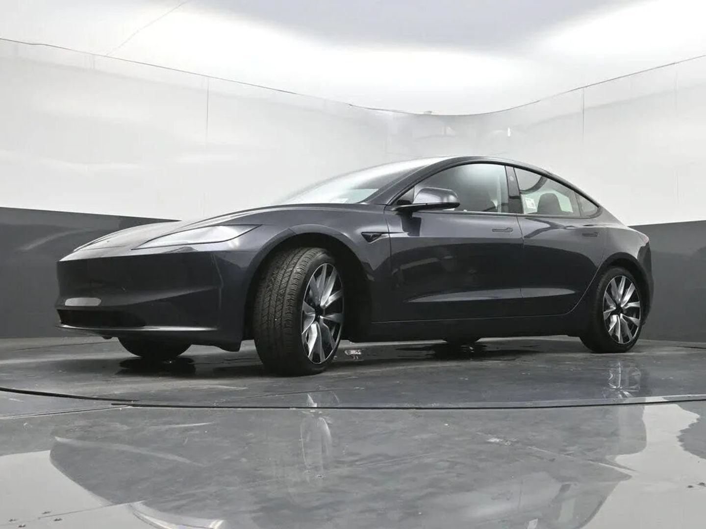 Used 2024 Tesla Model 3 Long Range RWD image 6