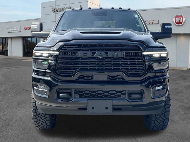Used 2025 RAM 3500 Laramie AWD/4WD image 2