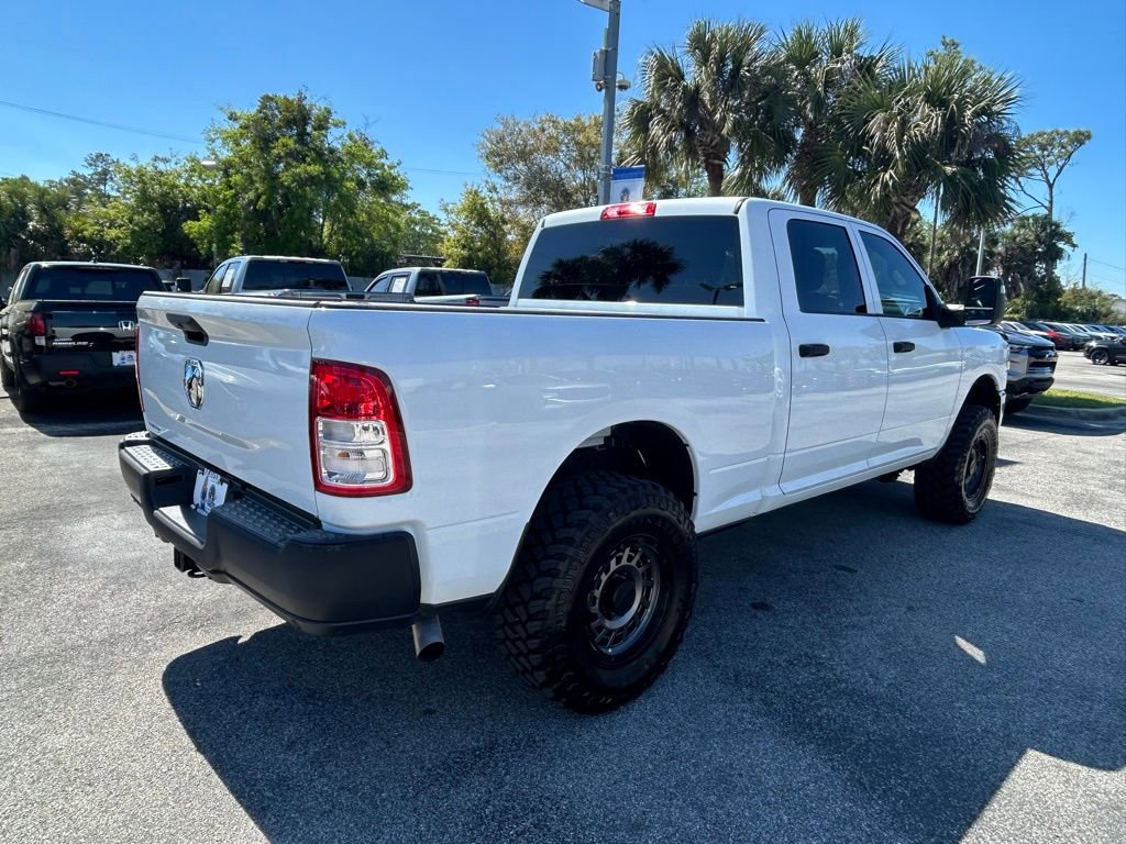 Used 2024 RAM 3500 Tradesman w/ Chrome Appearance Group image 7