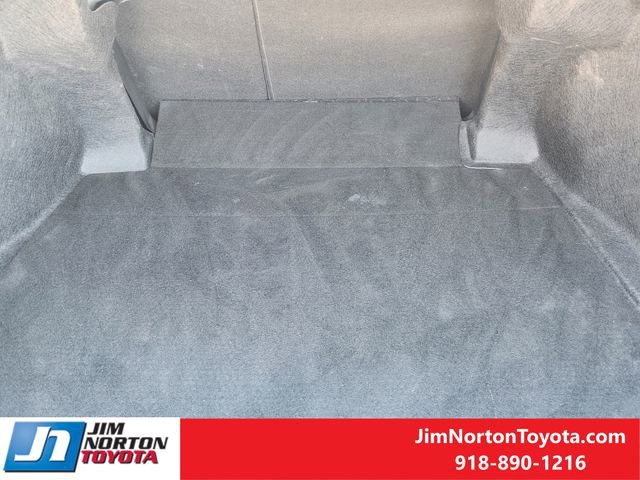 Used 2025 Toyota Camry SE image 33