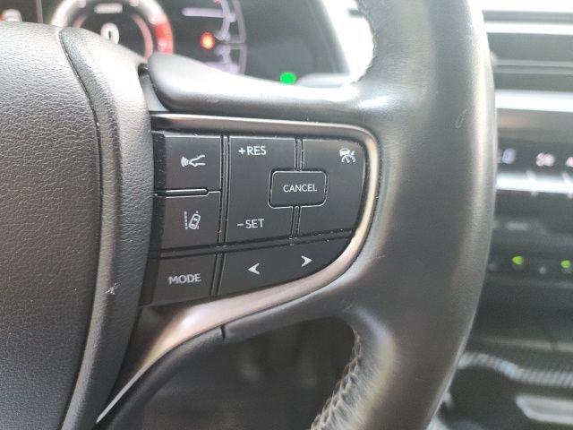 Used 2020 Lexus UX 250h w/ Premium Package AWD/4WD image 20