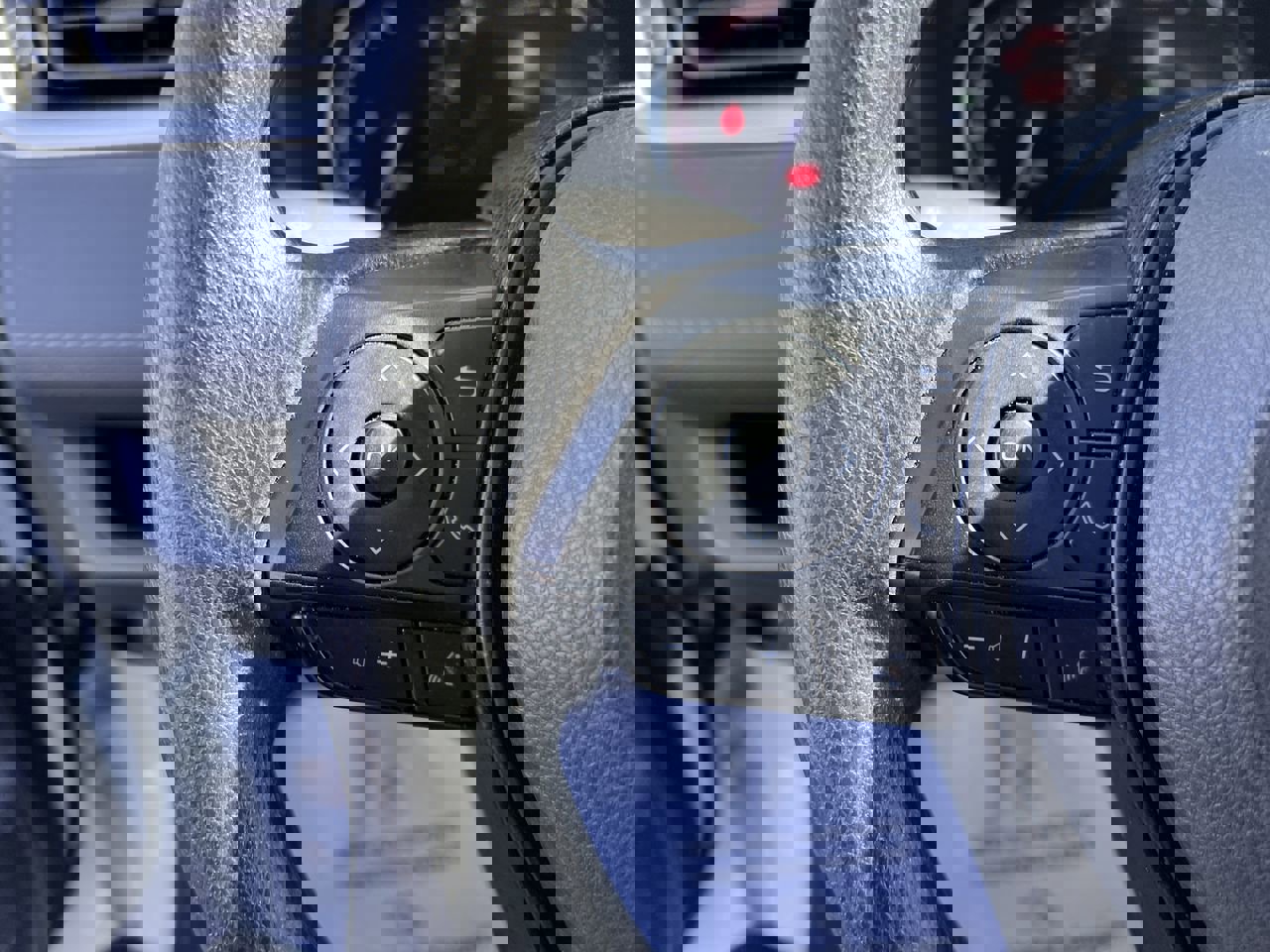 Used 2024 Toyota RAV4 XLE image 19