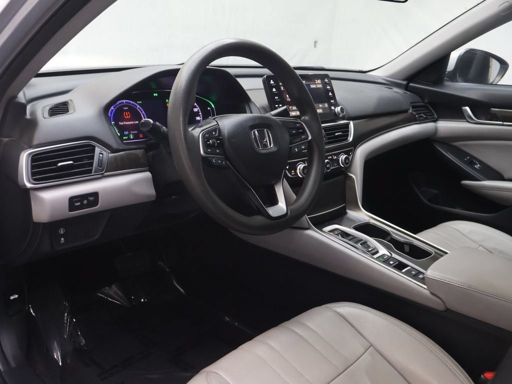Used 2018 Honda Accord EX image 17
