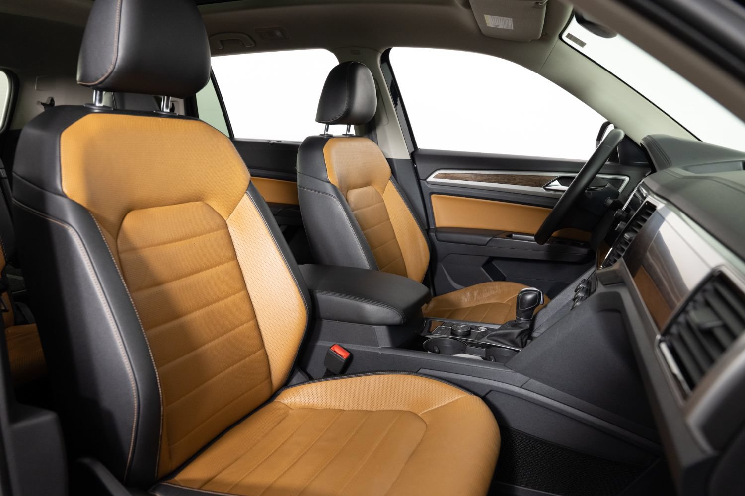 Used 2019 Volkswagen Atlas SEL Premium AWD/4WD image 32
