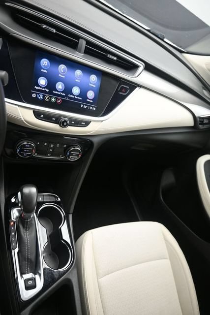 Used 2020 Buick Encore GX Select FWD image 17