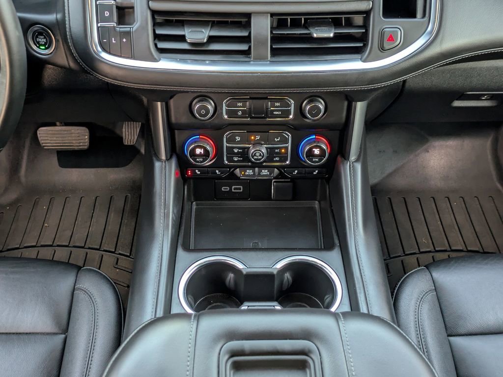 Used 2023 Chevrolet Tahoe Z71 w/ Luxury Package AWD/4WD image 20