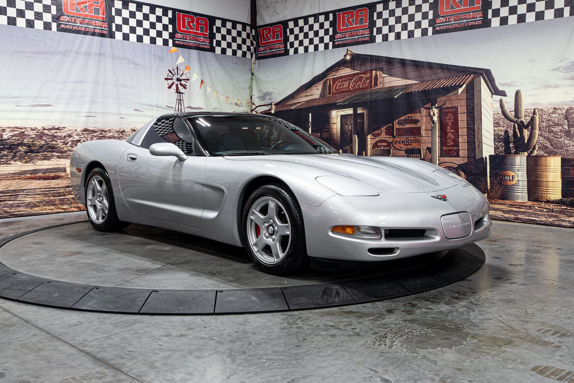 Used 1997 Chevrolet Corvette Coupe w/ Memory Pkg RWD image 1