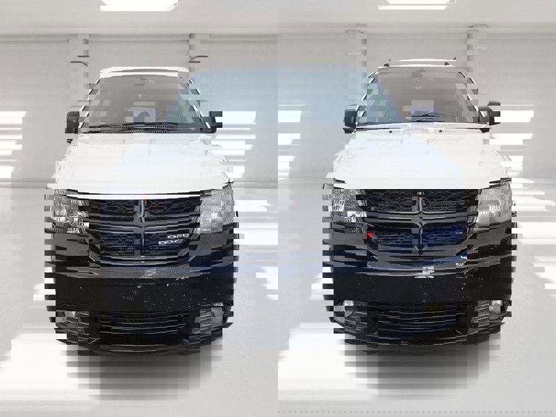 Used 2020 Dodge Journey SE w/ Blacktop Package image 8