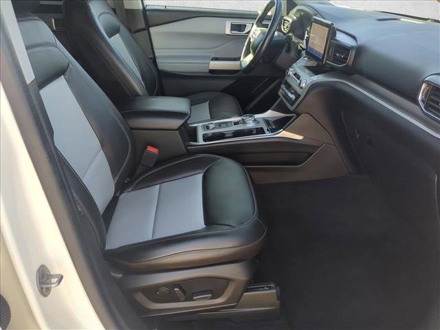 Used 2023 Ford Explorer XLT w/ Equipment Group 202A image 23