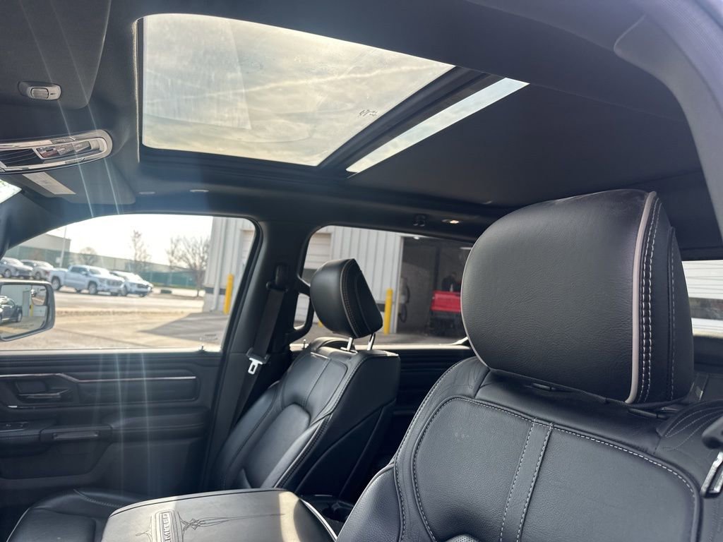 Used 2022 RAM 1500 Limited image 10