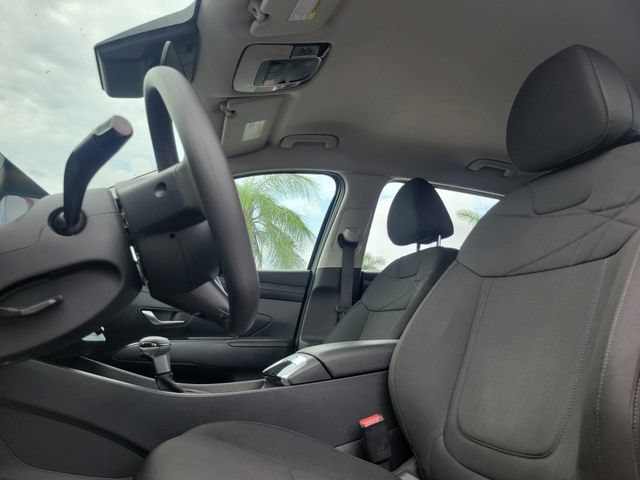 Used 2025 Hyundai Tucson SE FWD image 19