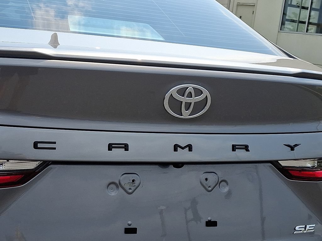 Used 2026 Toyota Camry SE w/ Multimedia Upgrade Package FWD image 29
