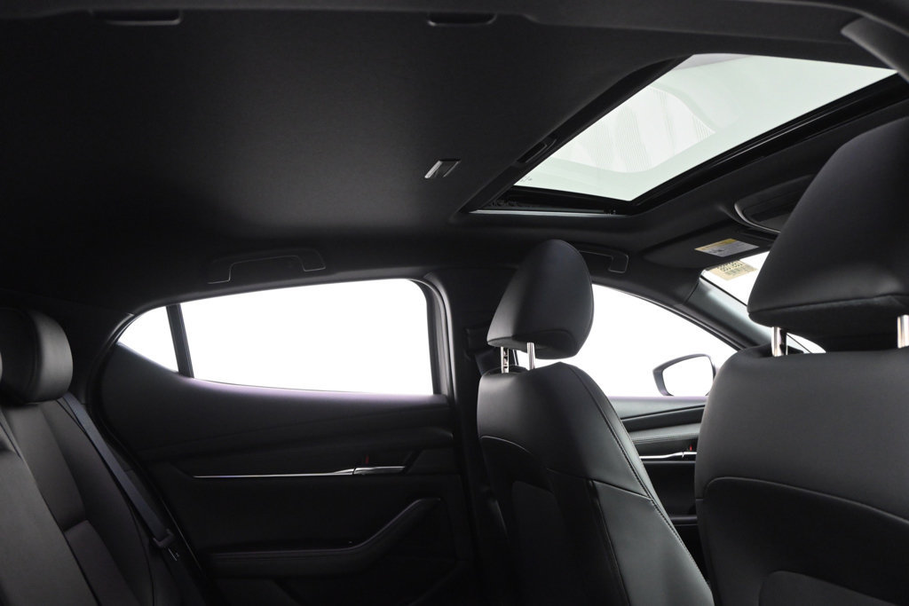 New 2026 MAZDA MAZDA3 2.5 S Hatchback w/ Premium Pkg FWD image 17