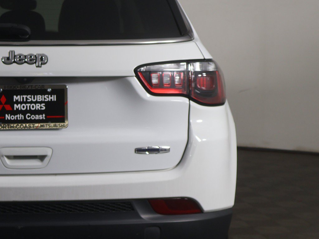 Used 2022 Jeep Compass Latitude AWD/4WD image 15