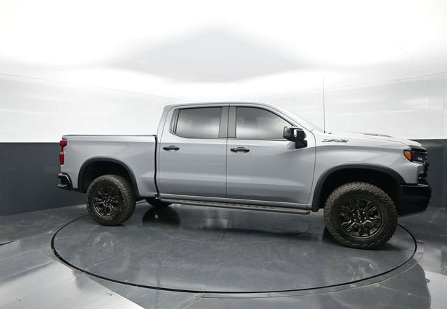 Used 2025 Chevrolet Silverado 1500 ZR2 w/ Dark Appearance Package image 6