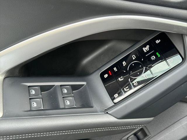 Certified 2025 Audi Q5 Prestige AWD/4WD image 13