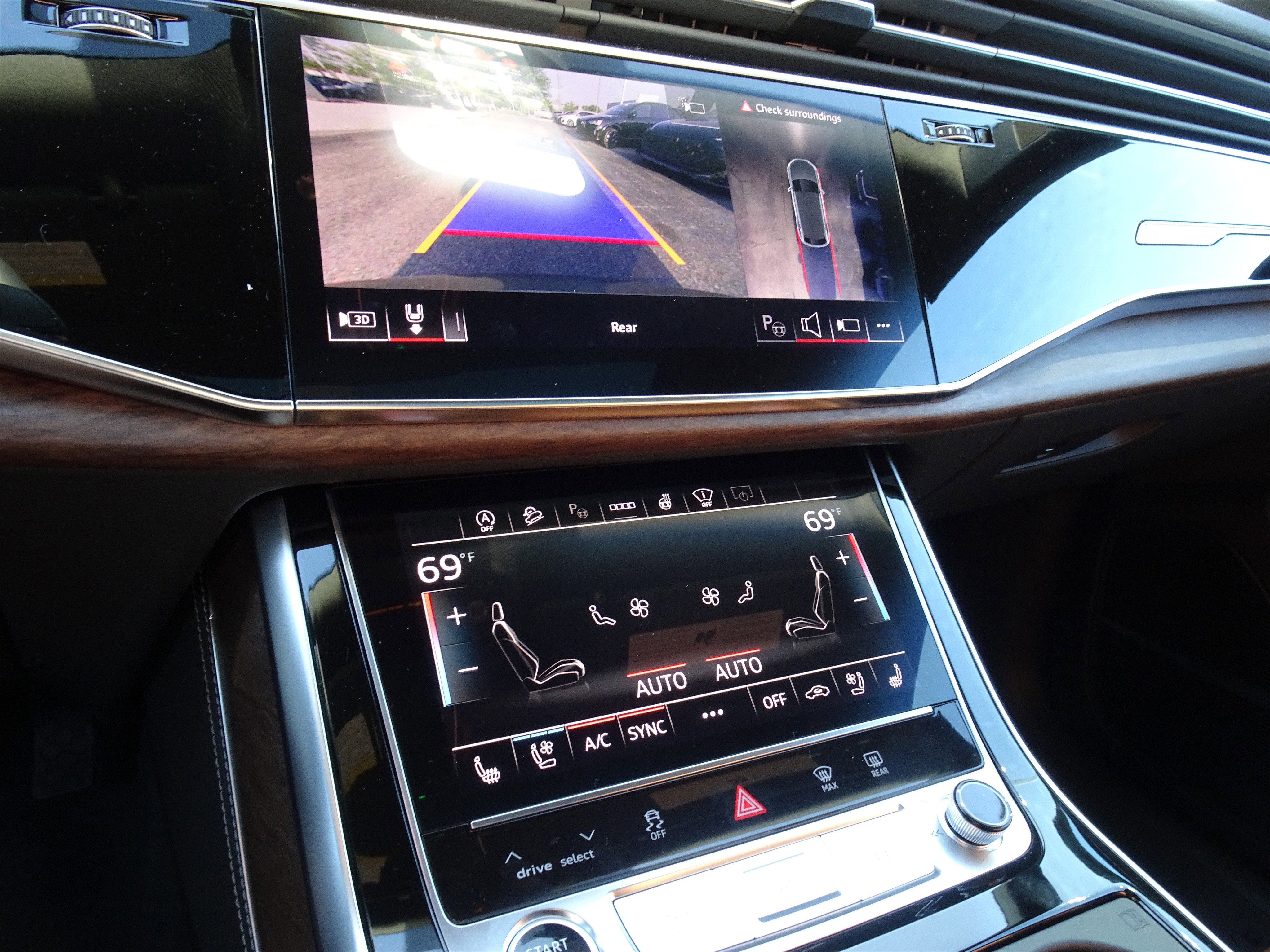 New 2026 Audi Q8 Prestige image 13