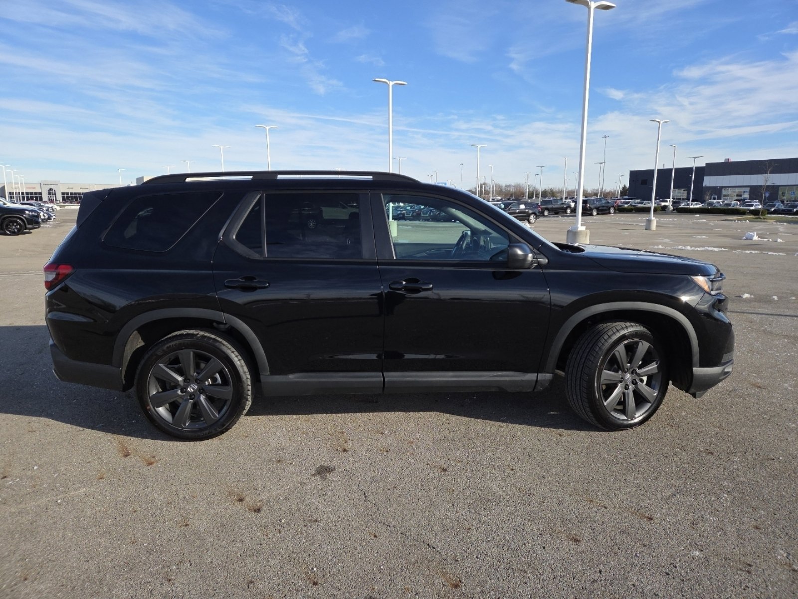 Used 2025 Honda Pilot Sport image 20