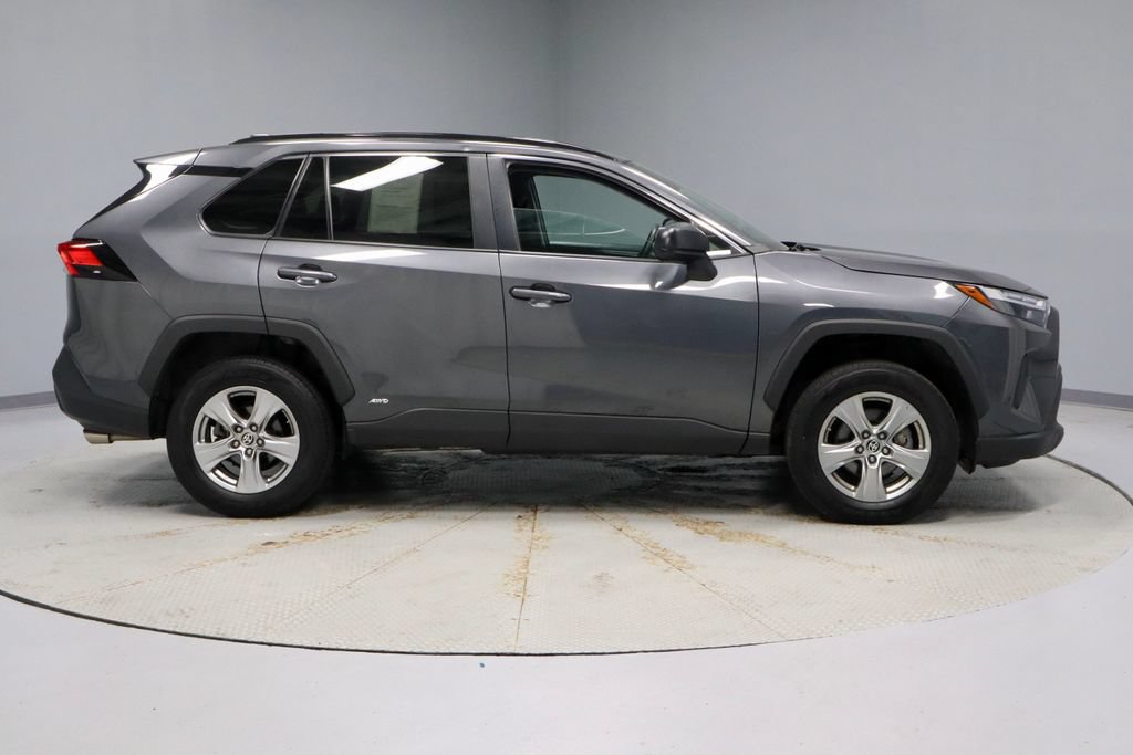 Used 2024 Toyota RAV4 LE AWD/4WD image 12
