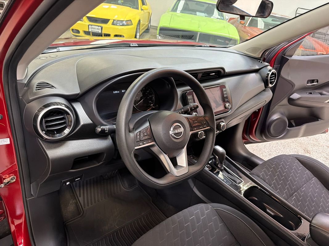 Used 2023 Nissan Kicks SV FWD image 25