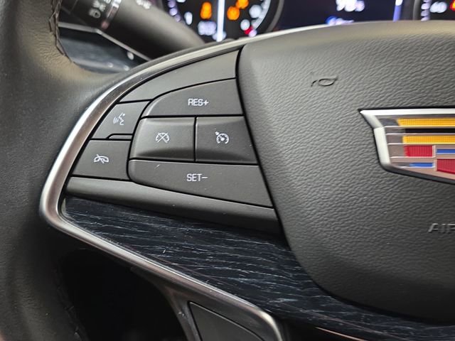 Used 2024 Cadillac XT5 Premium Luxury w/ Technology Package FWD image 13
