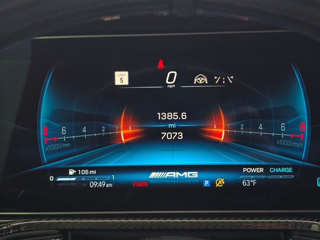 Used 2025 Mercedes-Benz G 63 AMG 4MATIC image 38