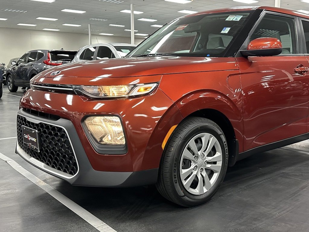 Used 2020 Kia Soul LX image 11