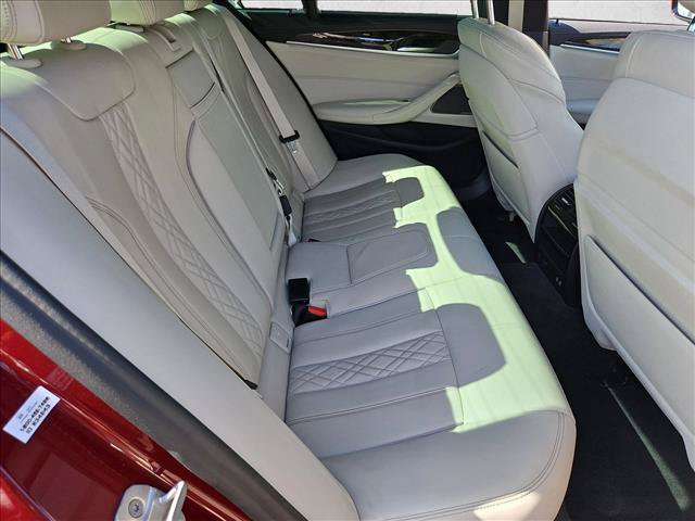 Used 2021 BMW M550i xDrive w/ Executive Package AWD/4WD image 20