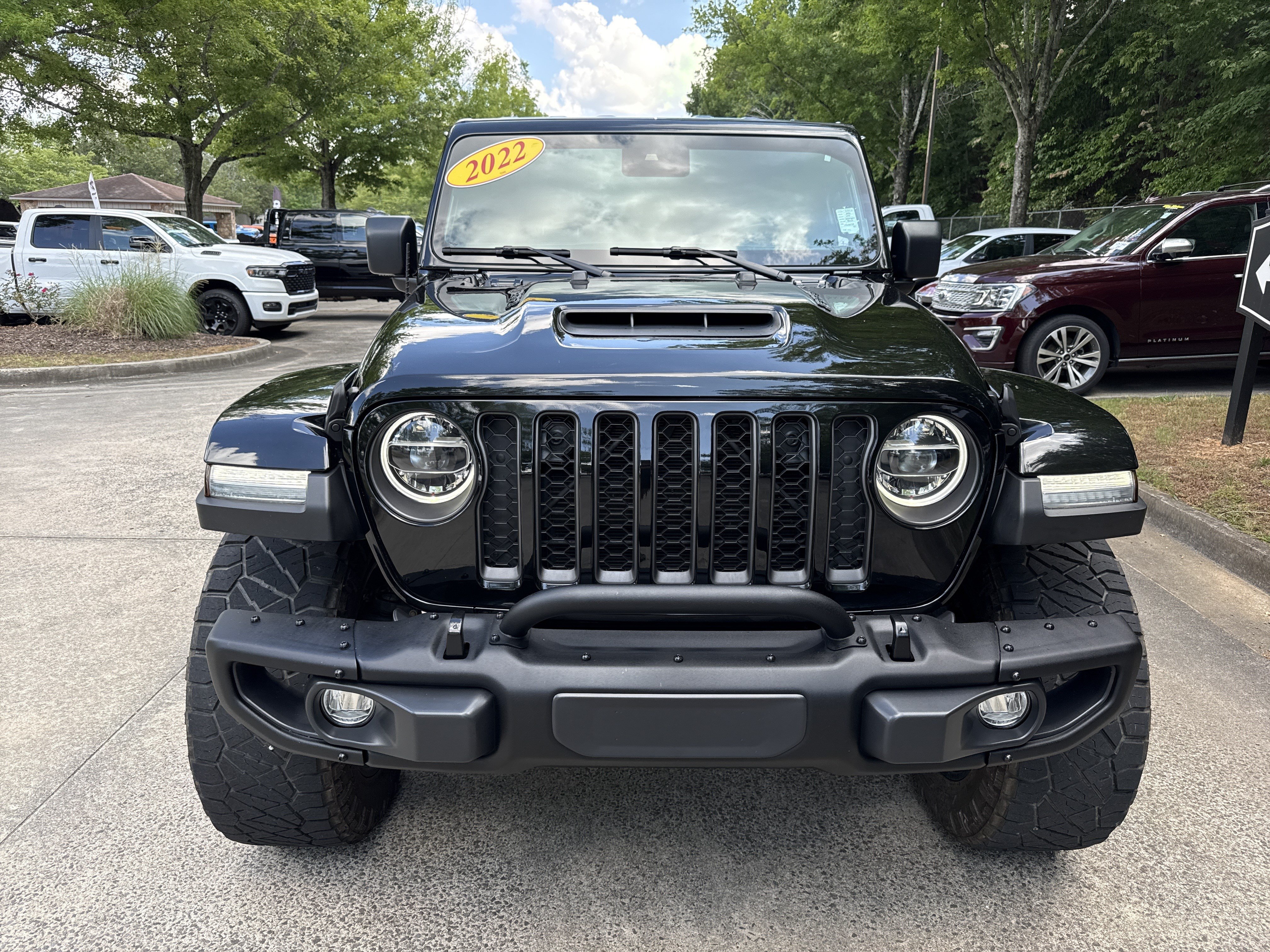 Used 2022 Jeep Wrangler Unlimited Rubicon w/ Trailer Tow Package AWD/4WD image 2