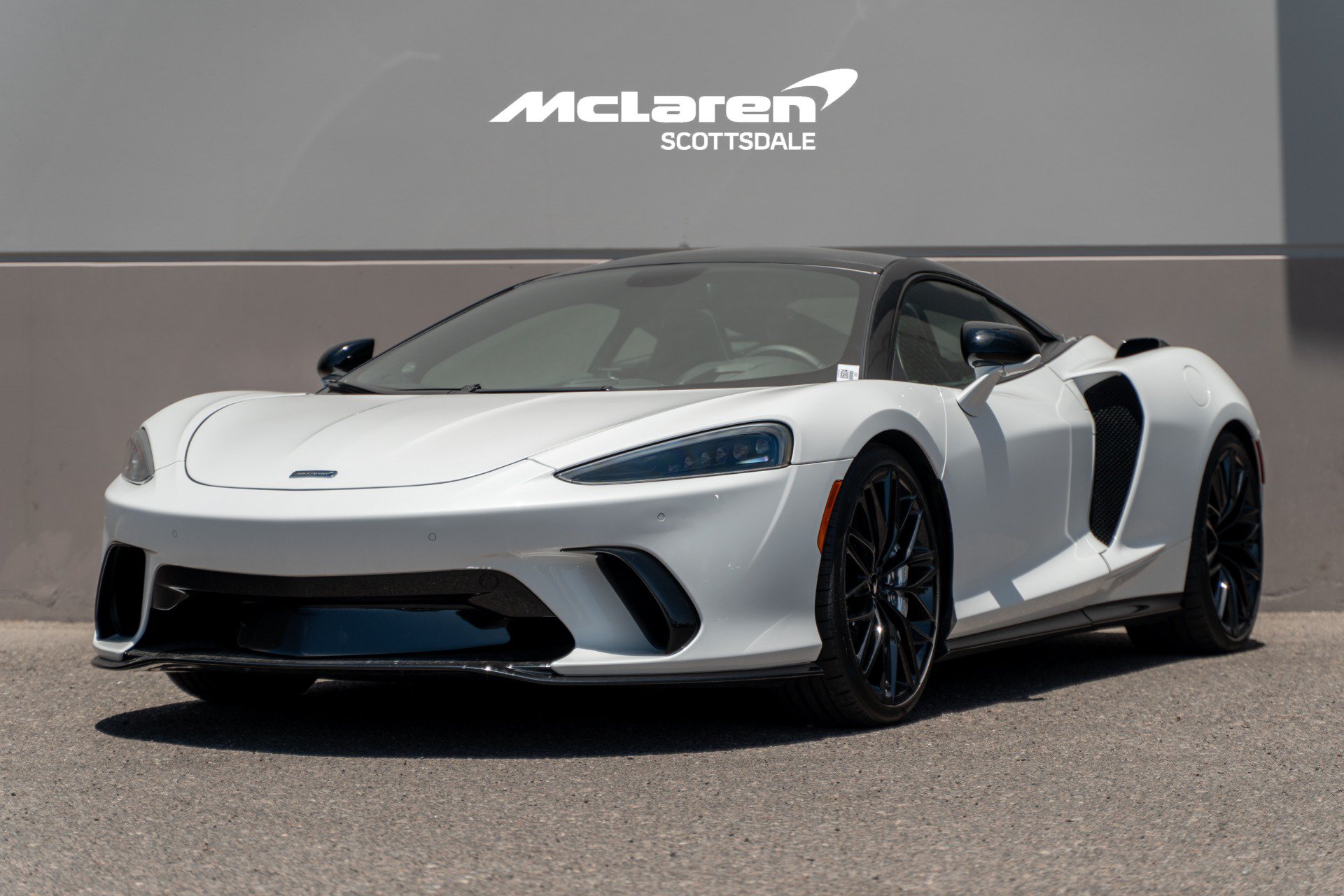 New 2026 McLaren GTS RWD image 3