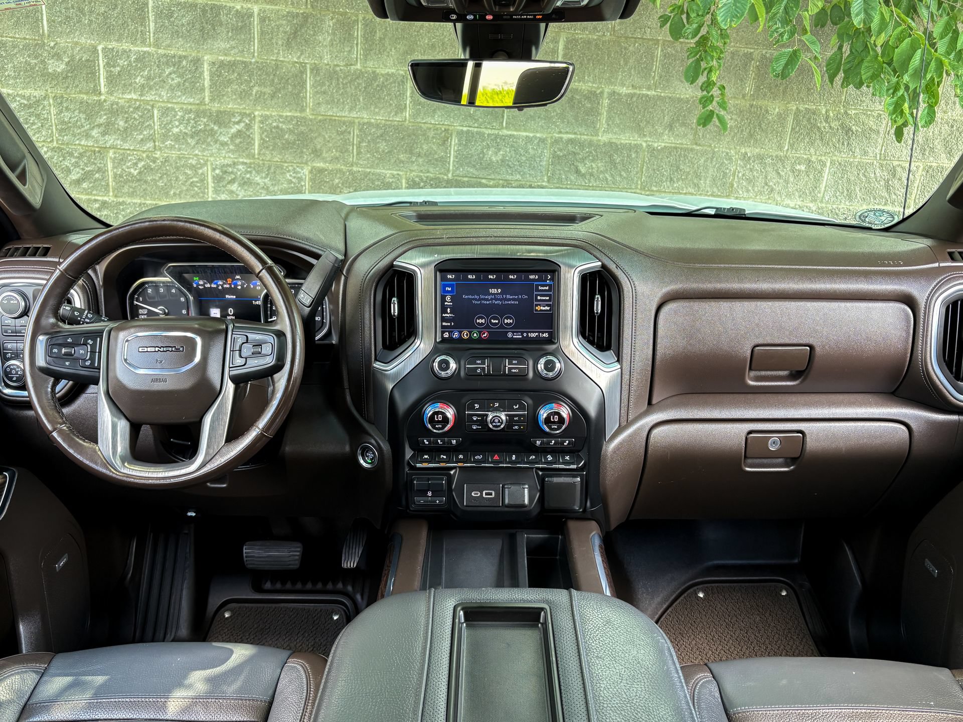 Used 2021 GMC Sierra 1500 Denali w/ Denali Ultimate Package AWD/4WD image 37