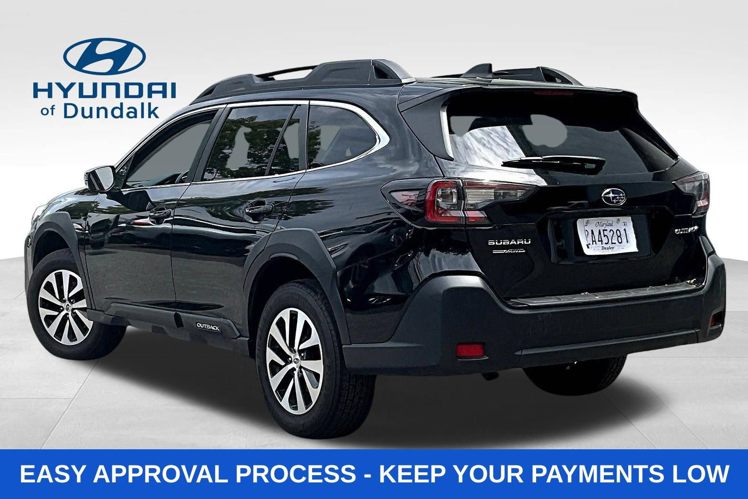 Used 2023 Subaru Outback Premium AWD/4WD image 5
