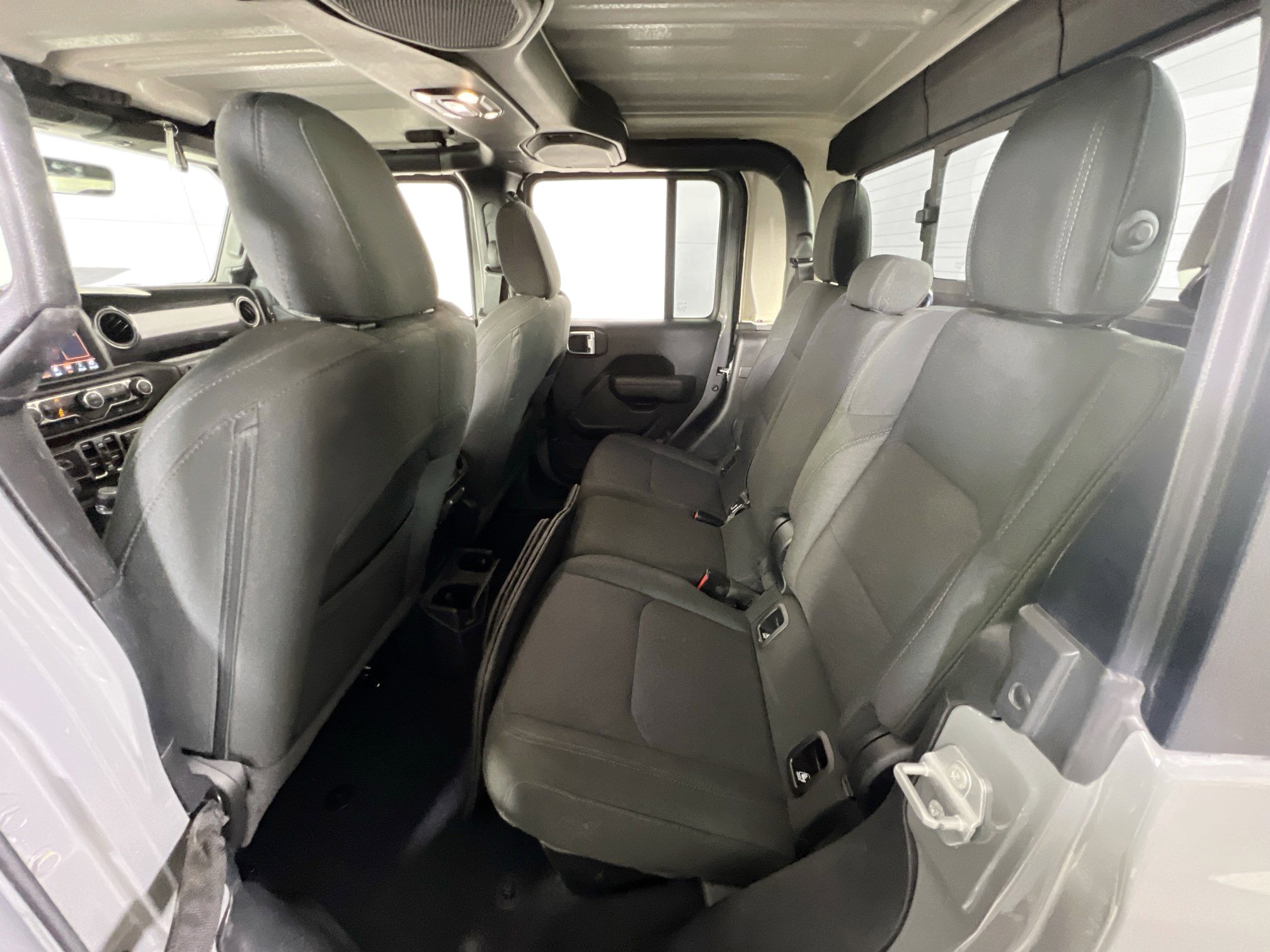 Used 2022 Jeep Gladiator Sport image 24