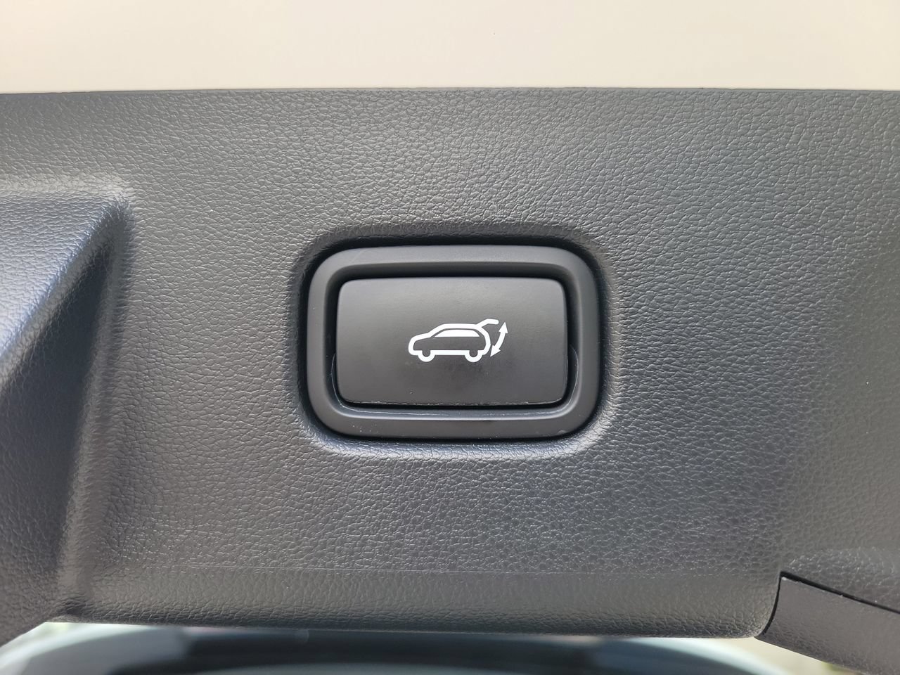 Used 2023 Hyundai Tucson SEL FWD image 8