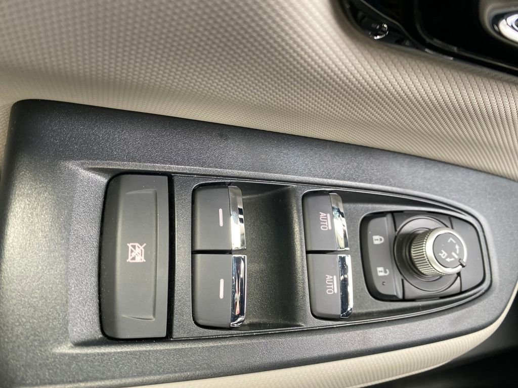 Certified 2025 Subaru Forester Limited image 50