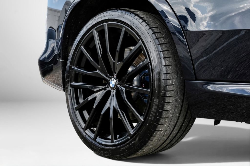 Used 2022 BMW X5 M50i AWD/4WD image 71