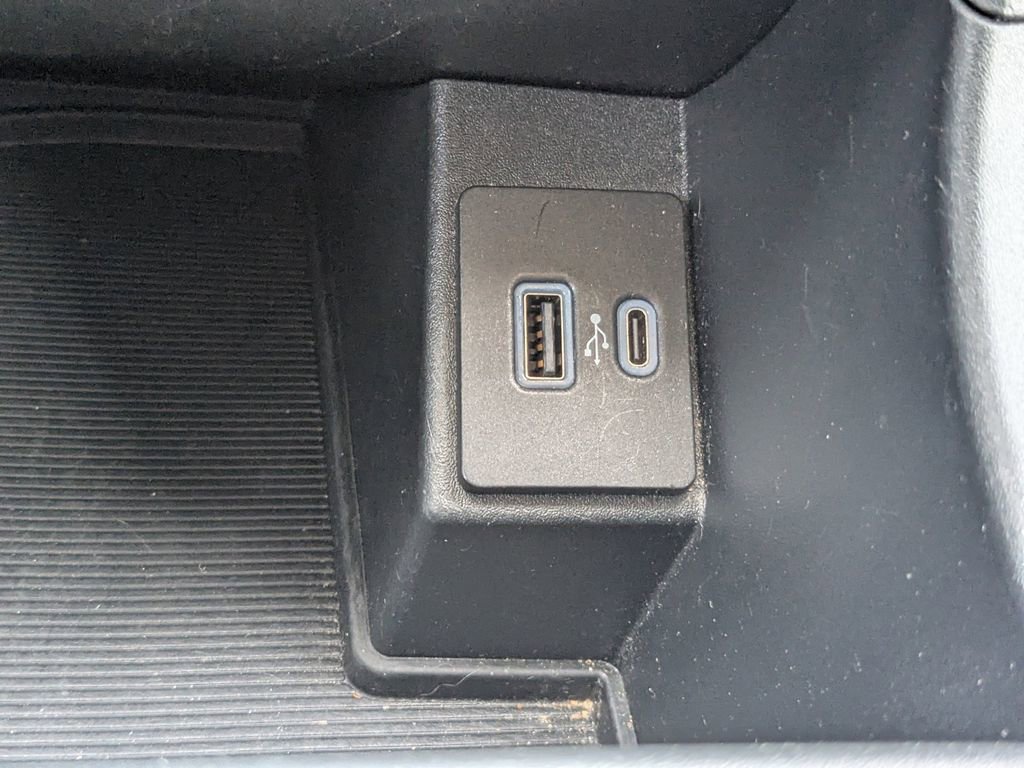 Used 2023 Ford Edge SEL AWD/4WD image 36