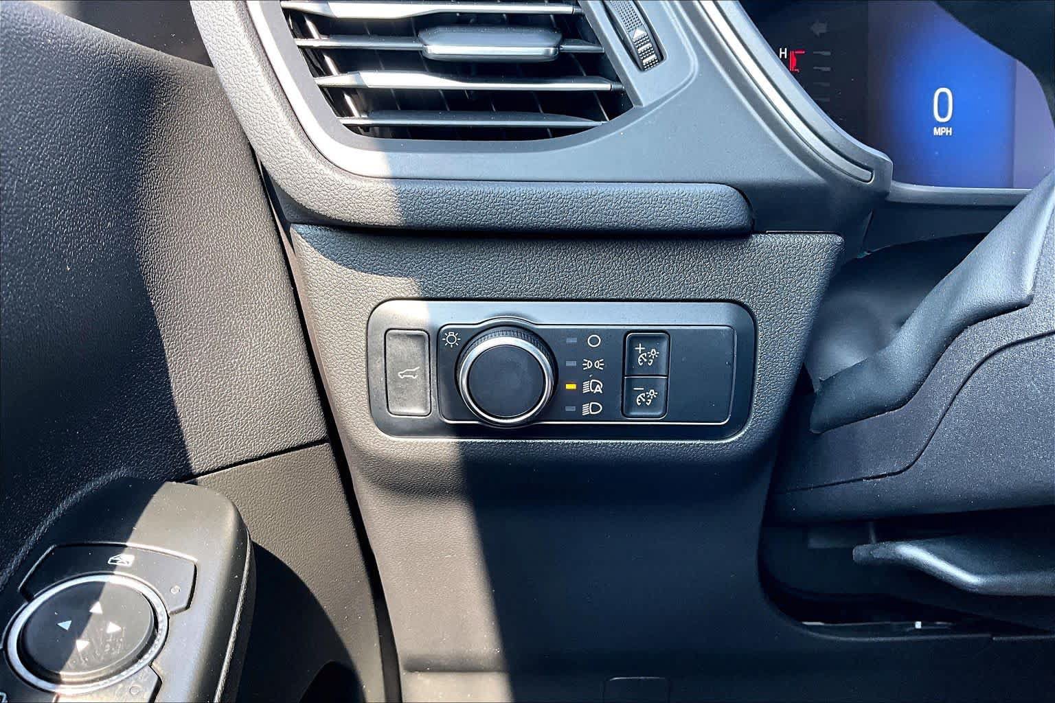 Used 2024 Ford Escape Active FWD image 34