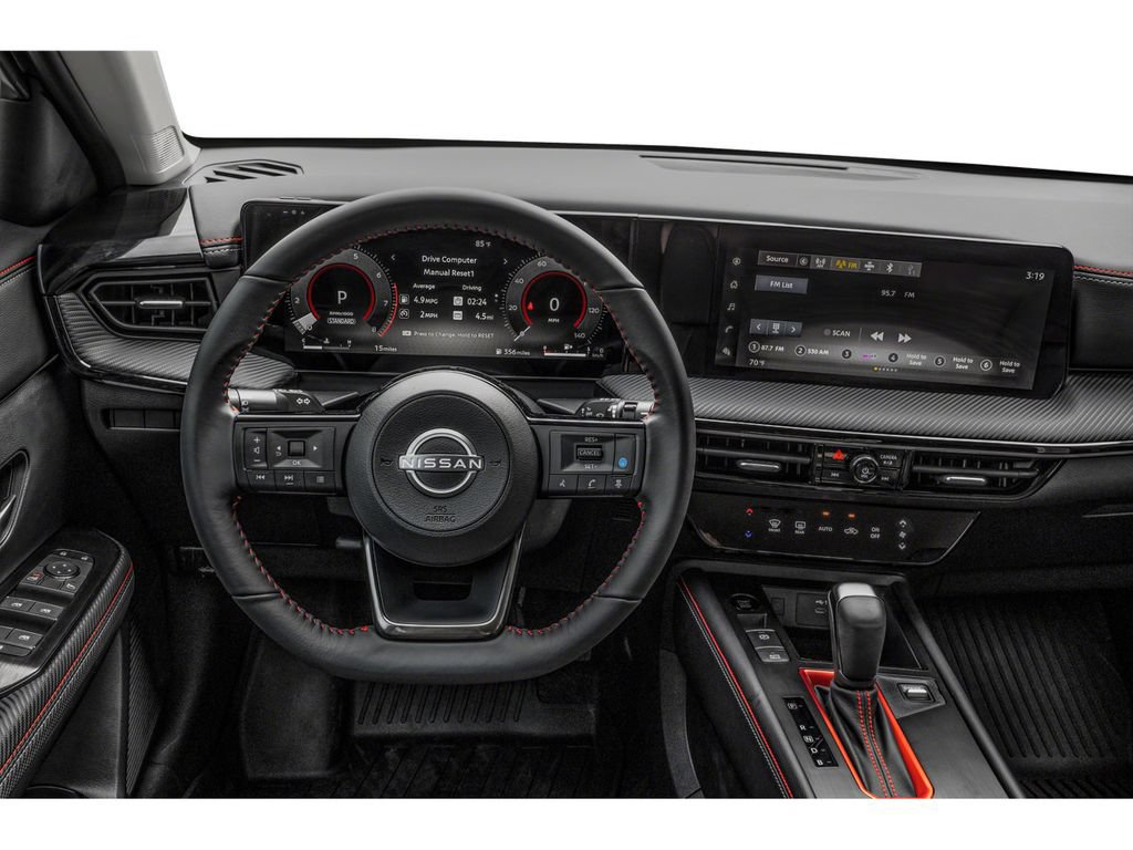 Used 2025 Nissan Kicks SR AWD/4WD image 5