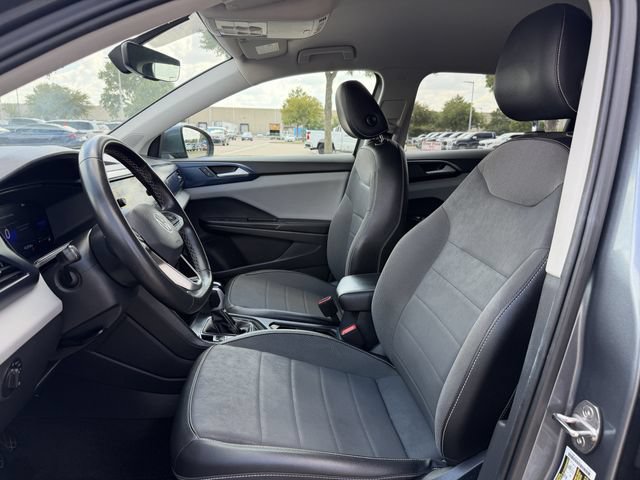 Used 2022 Volkswagen Taos SE FWD image 24