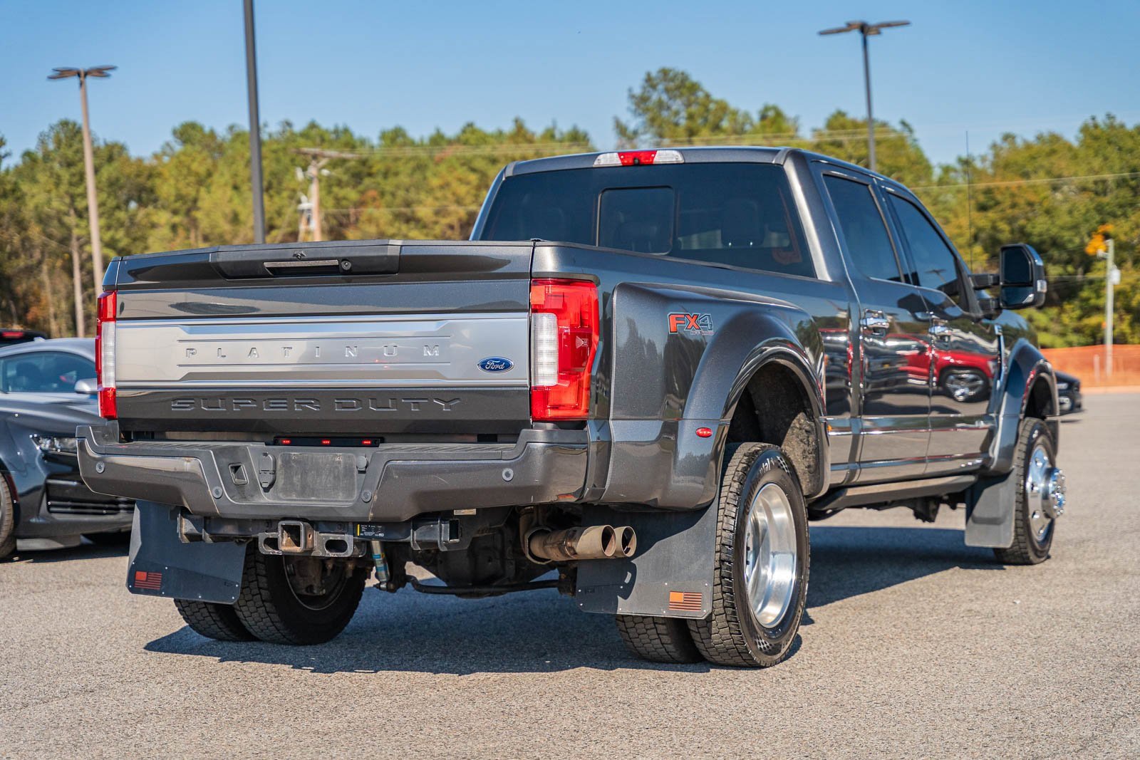 Certified 2019 Ford F450 Platinum w/ Platinum Ultimate Package image 7