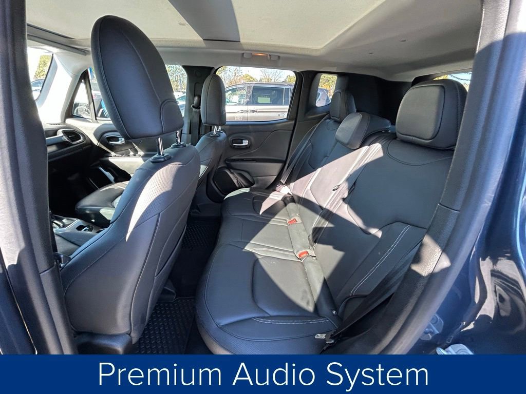 Used 2022 Jeep Renegade Limited w/ Sun, Sound & Wheels Group image 17