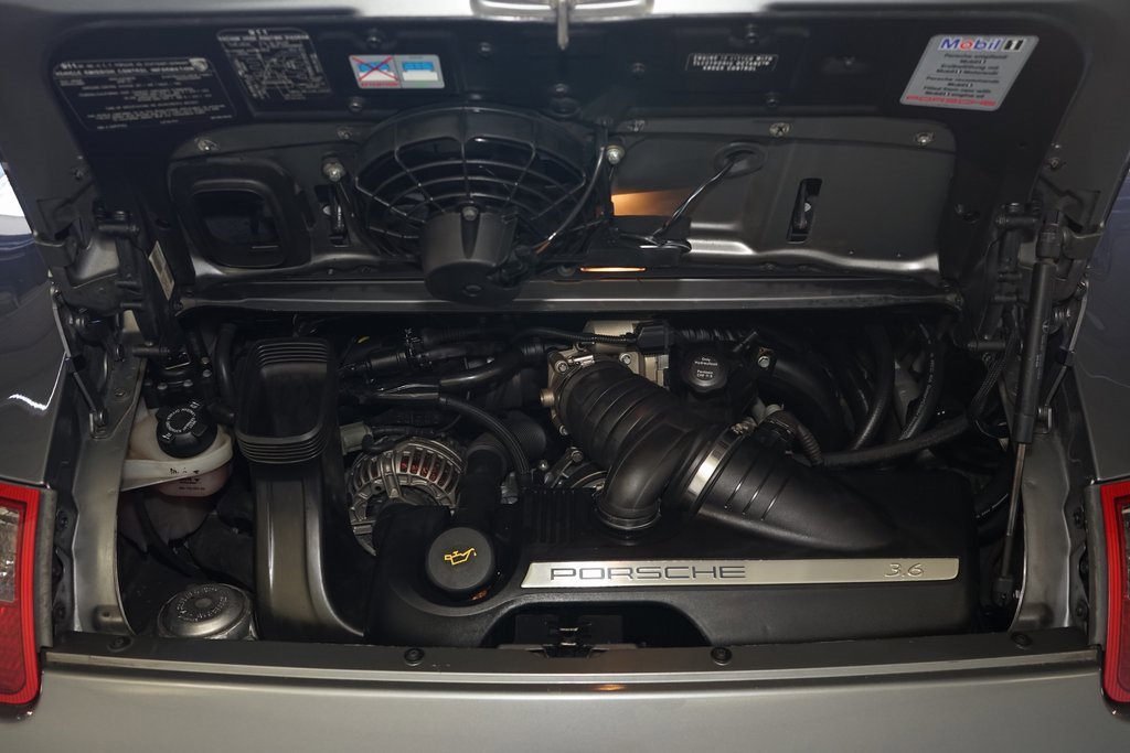 Used 2005 Porsche 911 Carrera image 26