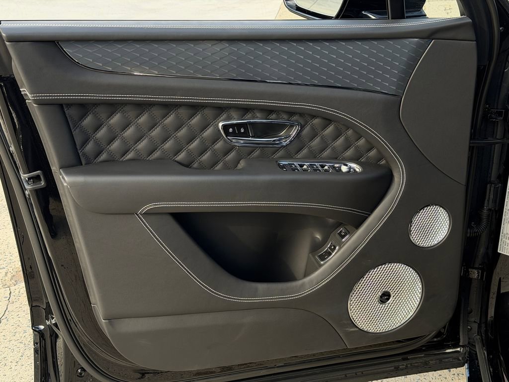 Used 2023 Bentley Bentayga Speed image 14