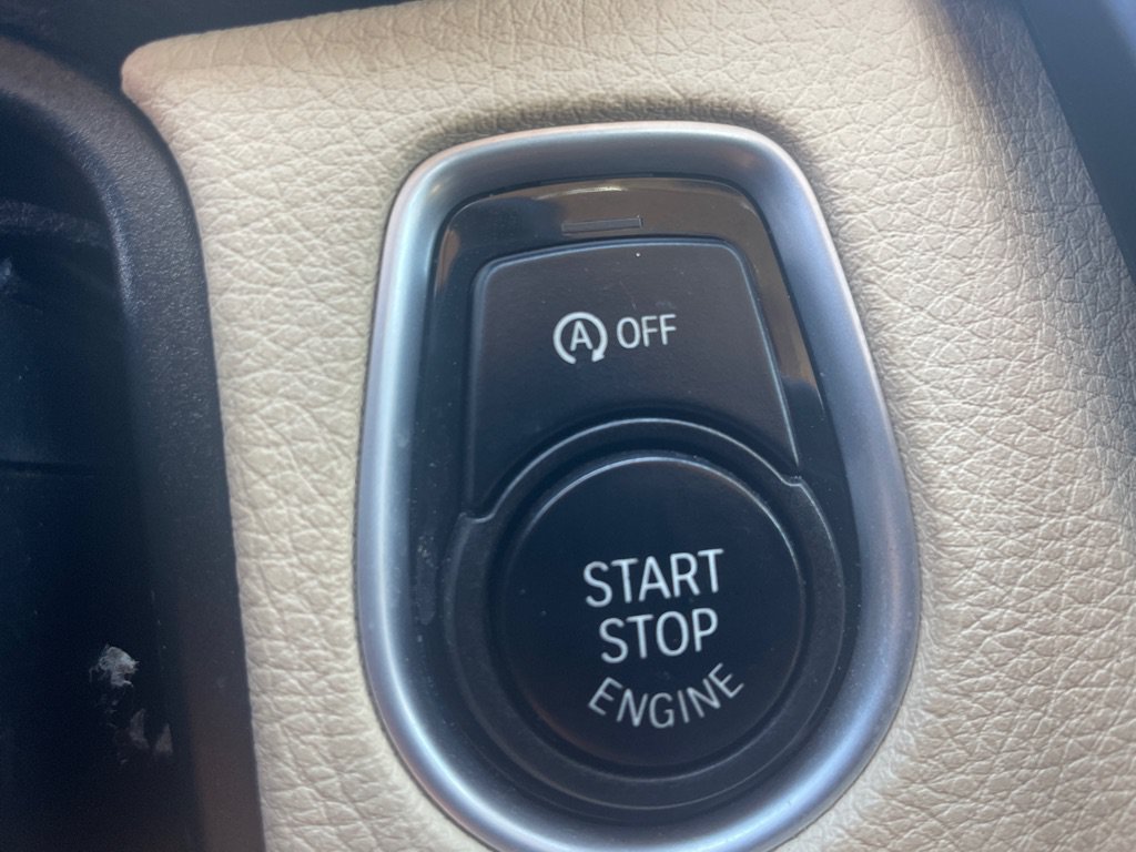 Used 2015 BMW 328i xDrive Sedan AWD/4WD image 18