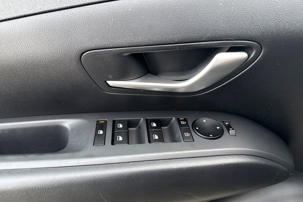 Used 2025 Hyundai Tucson SEL AWD/4WD image 8
