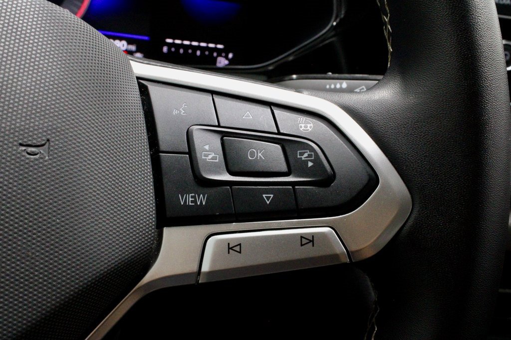 Used 2024 Volkswagen Taos S image 29