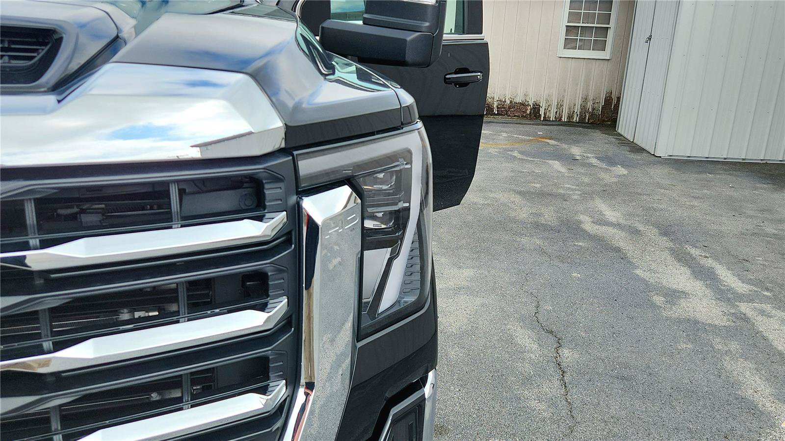 New 2026 GMC Sierra 2500 SLE AWD/4WD image 32