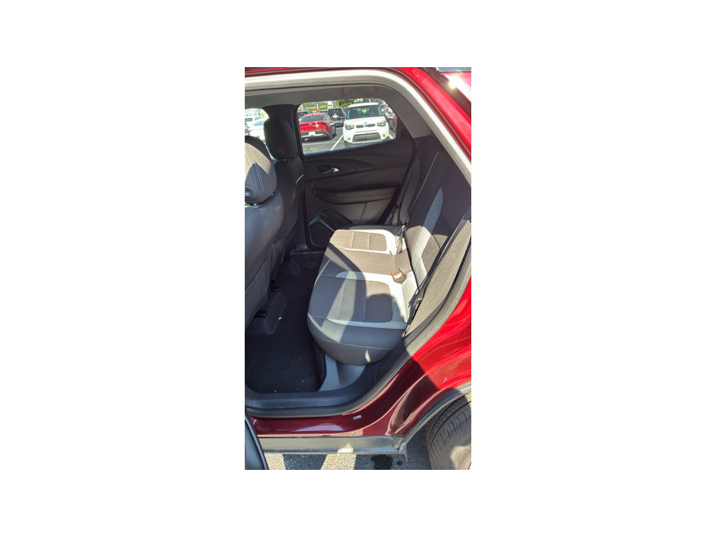Used 2025 Chevrolet TrailBlazer LT FWD image 10
